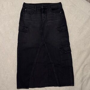 American Eagle Outfitters Black Cargo Skirt